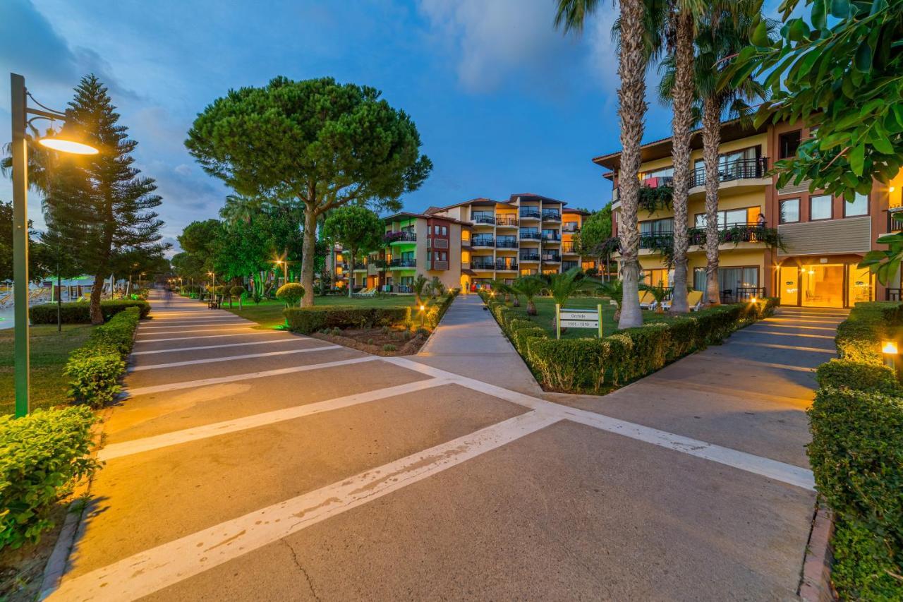 Justiniano Club Park Conti Hotel โอคูร์จาลาร์ ภายนอก รูปภาพ