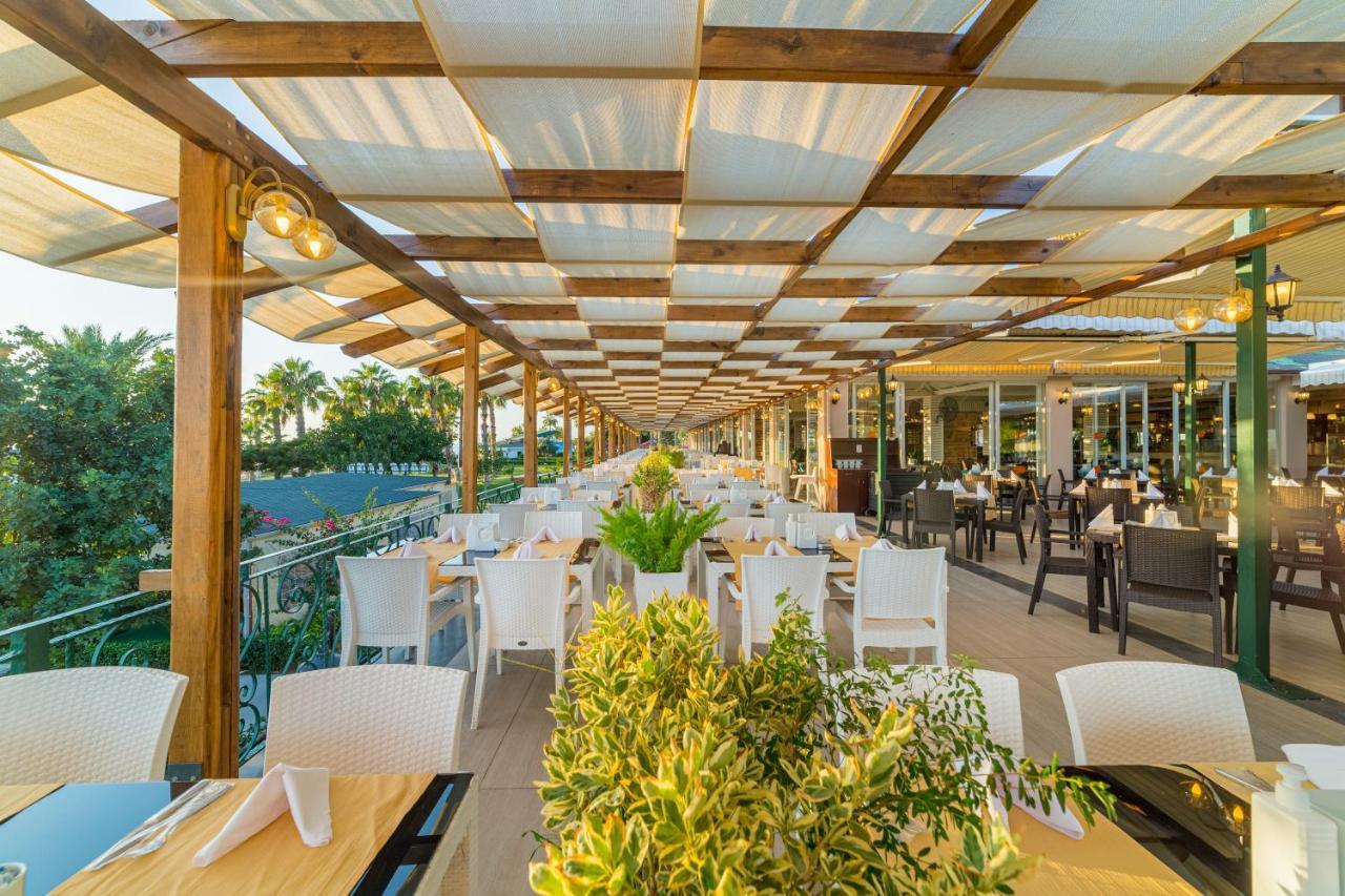 Justiniano Club Park Conti Hotel โอคูร์จาลาร์ ภายนอก รูปภาพ