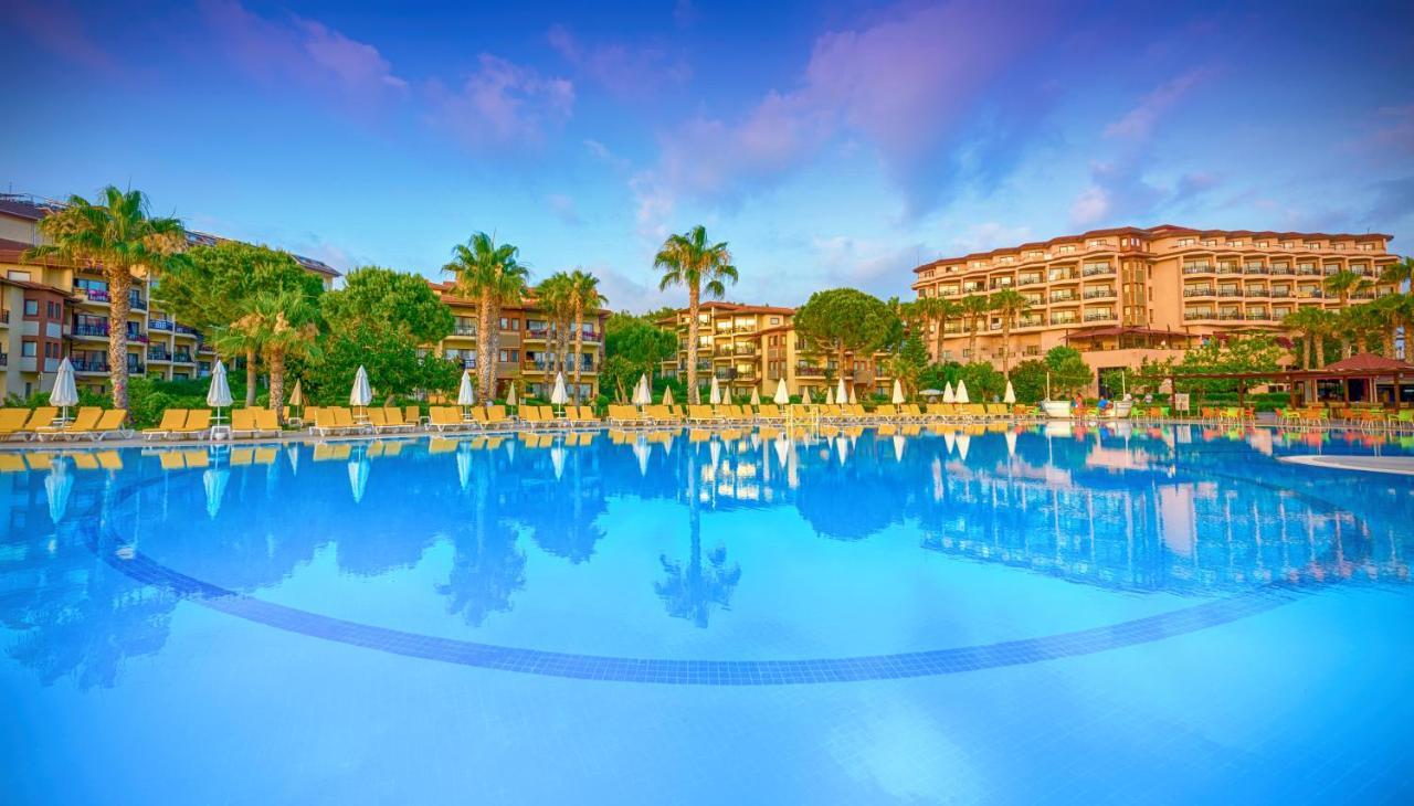 Justiniano Club Park Conti Hotel โอคูร์จาลาร์ ภายนอก รูปภาพ