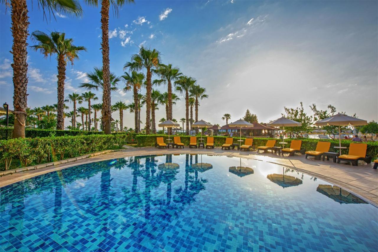 Justiniano Club Park Conti Hotel โอคูร์จาลาร์ ภายนอก รูปภาพ